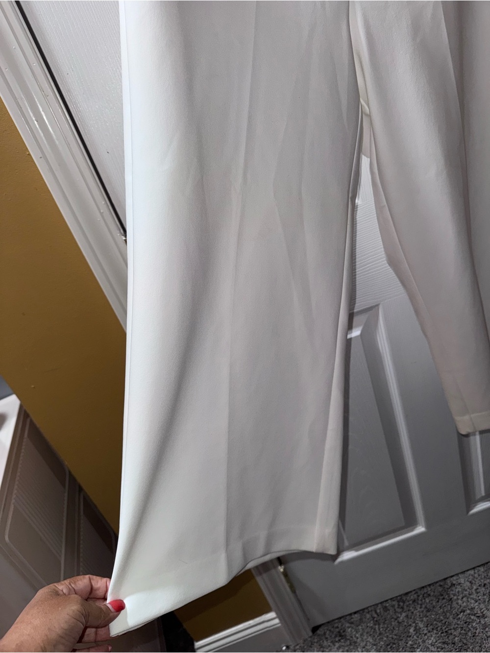 41. Rachel Zoe Wide-Leg Cropped Dress Pants in White - Picture 6 of 9